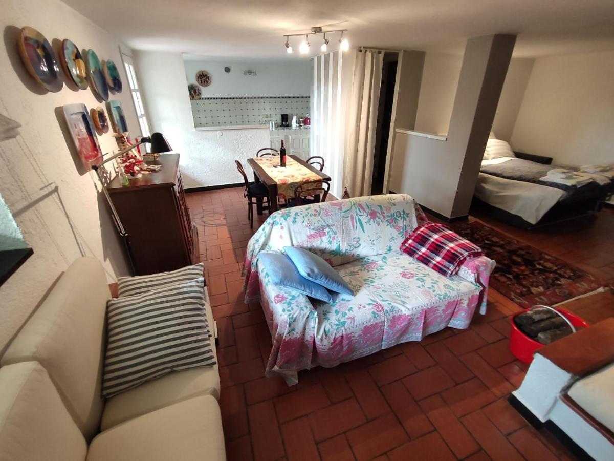 Independent Apartment With A Fabulous Patio - Casa Penny Cisano sul Neva Eksteriør bilde