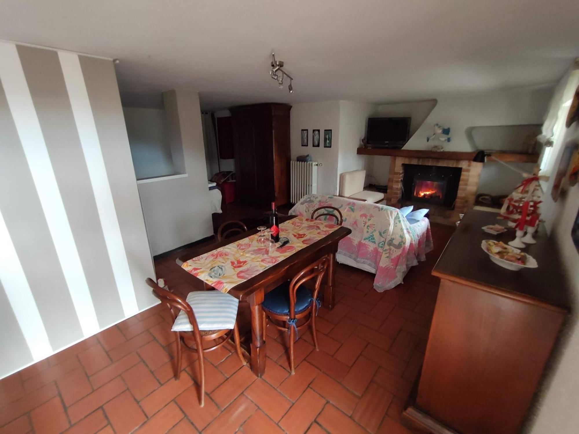 Independent Apartment With A Fabulous Patio - Casa Penny Cisano sul Neva Eksteriør bilde